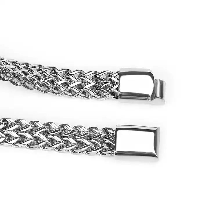 Chain Mail Bracelet With Clasp Lock